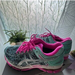ASICS Women's Gel-Kayano 22 Running Shoes - Pink and Teal
